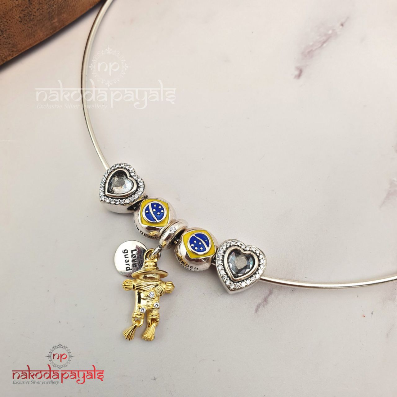 Robo Love Charms Hasli