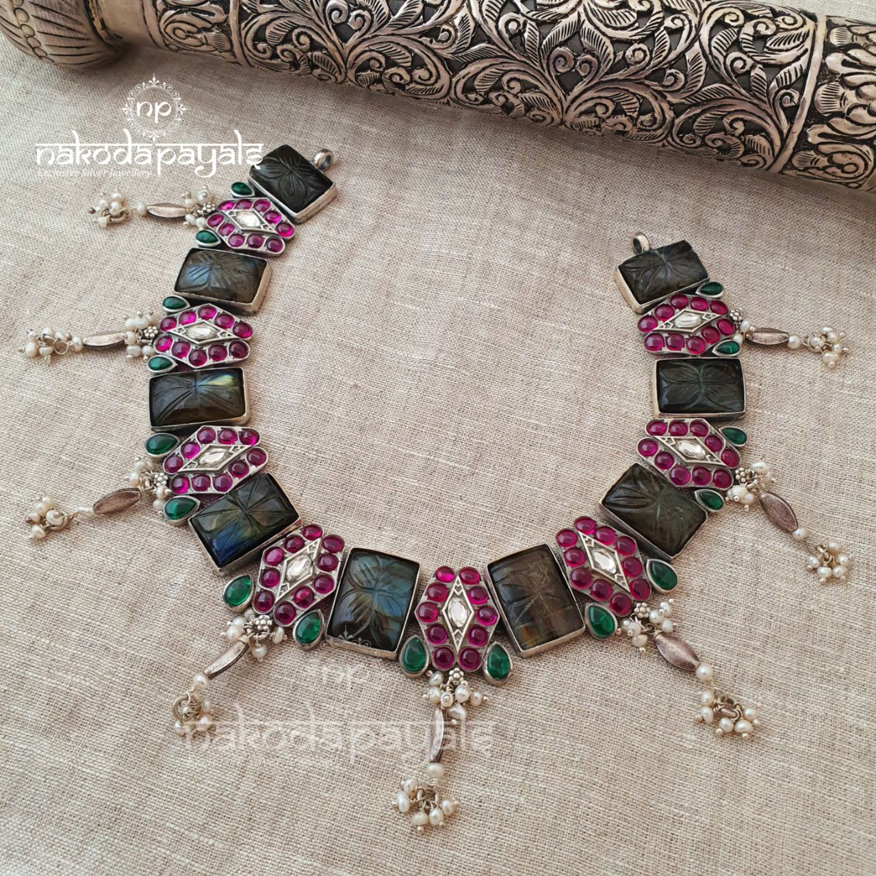 Mystical Short Neckpiece