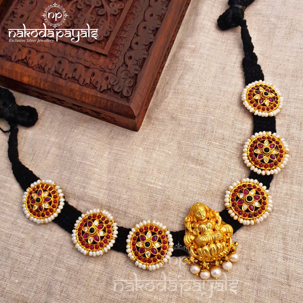 Multi Pendant Thread Daab