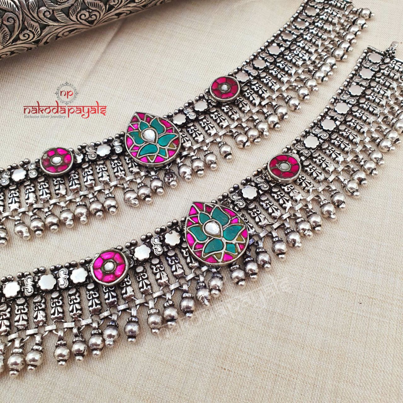 Magnificent Wide Kundan Anklets