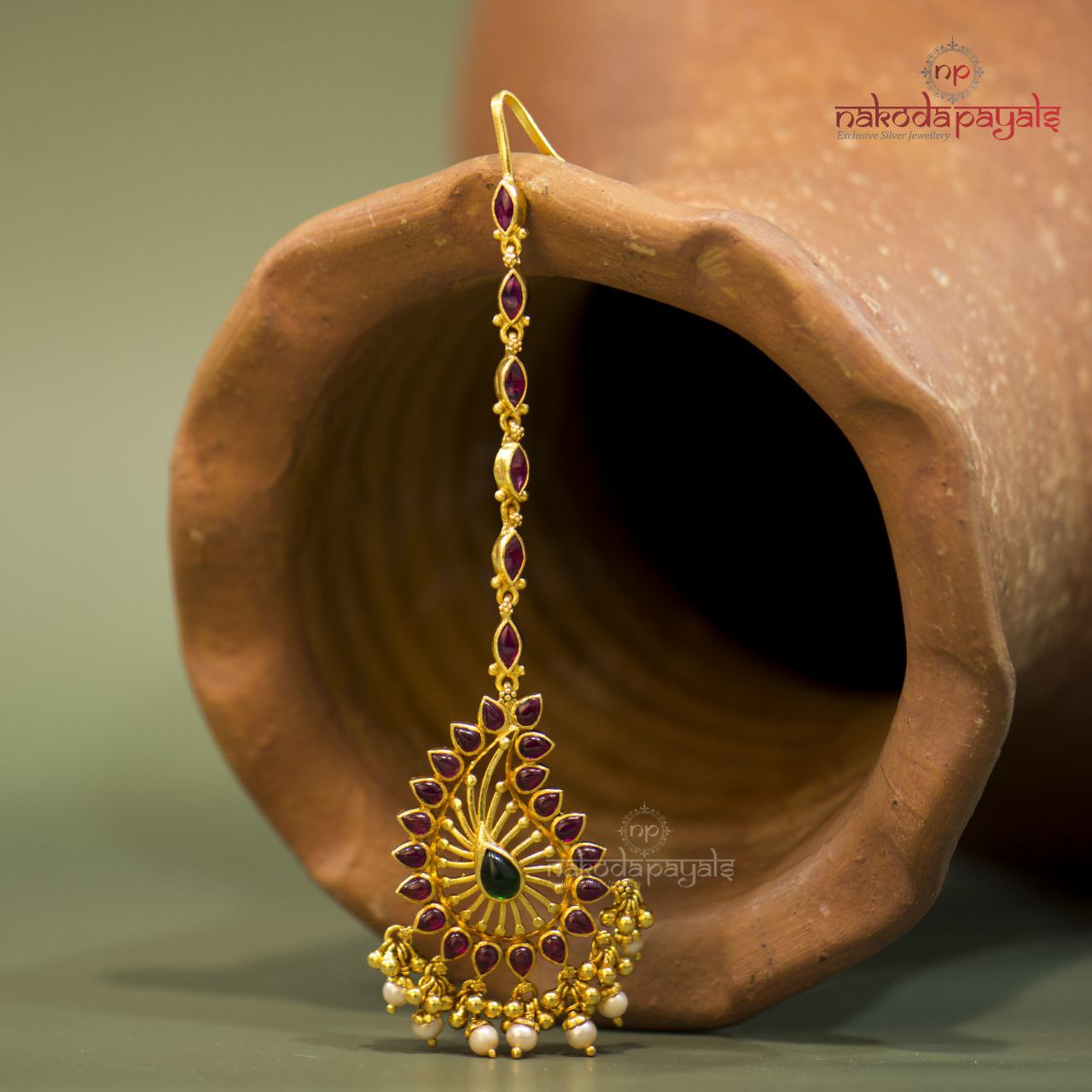 Mango Carved Maang Tikka