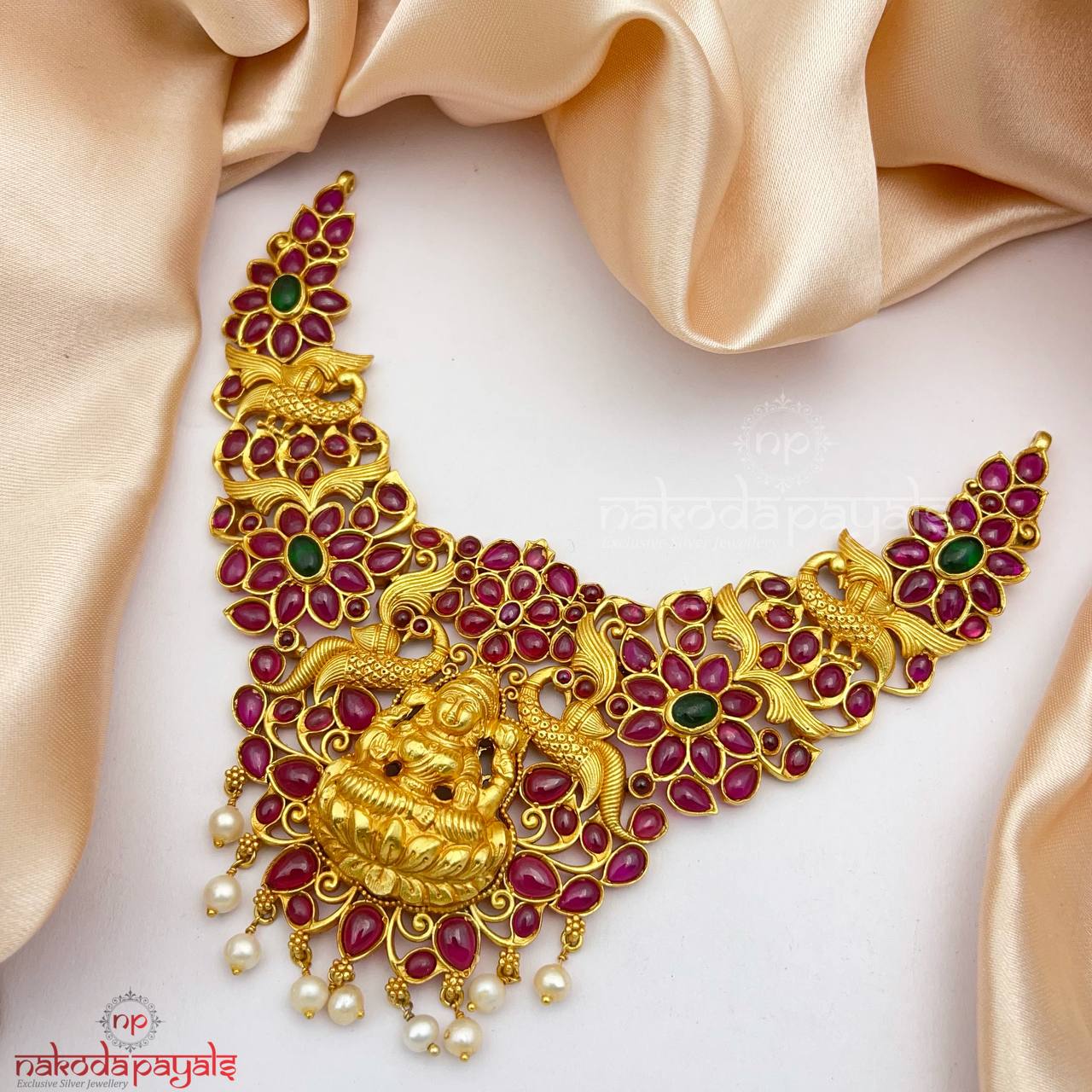 Aesthetic Pink Lakshmi Neckpiece (Gn1826)