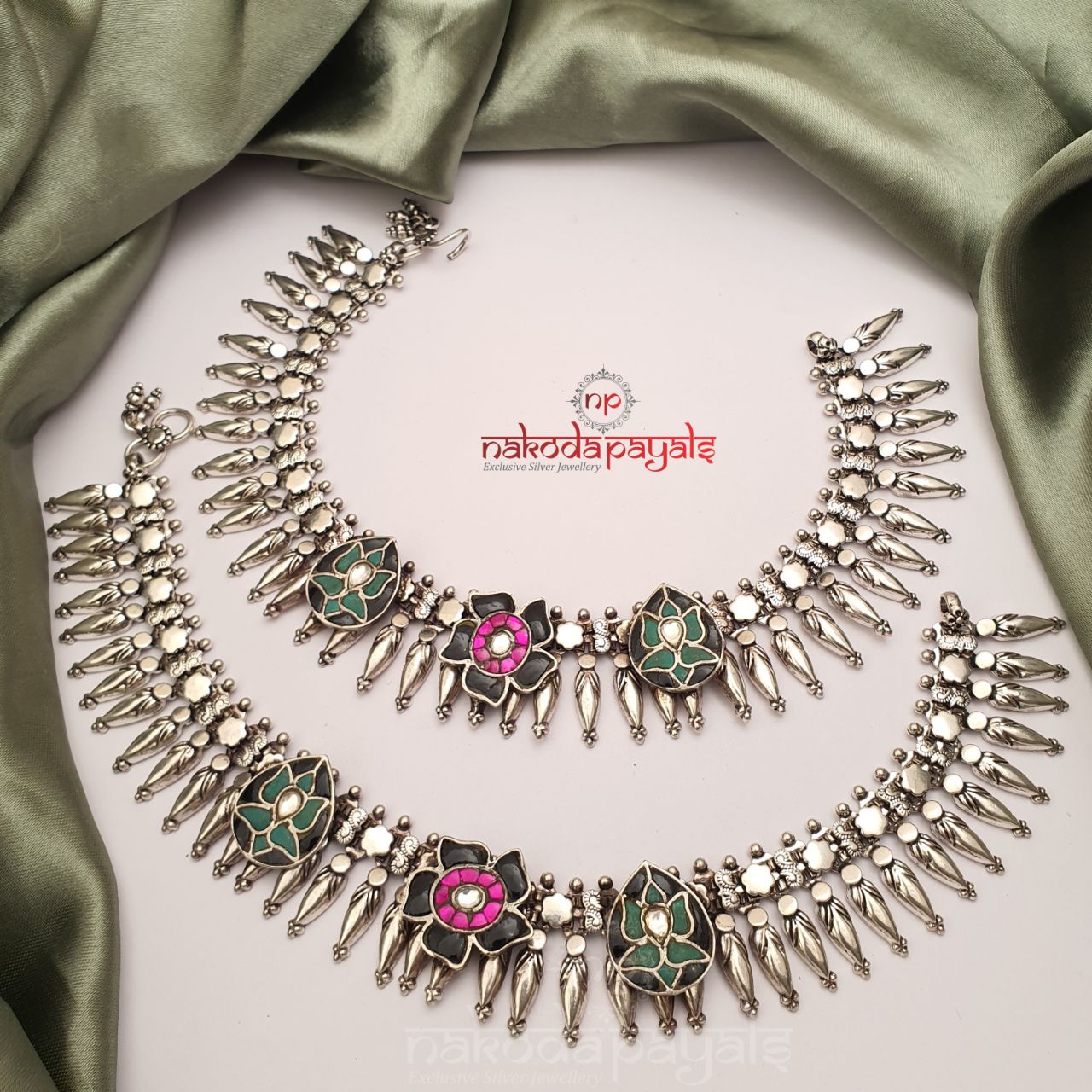 Black Kundan In Lotus Anklets(A1778)