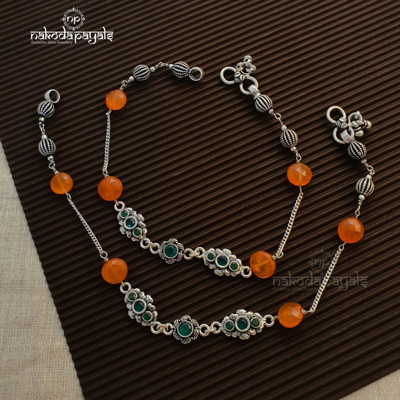 Tripartite Emerald in Beads Anklets (11 inch)