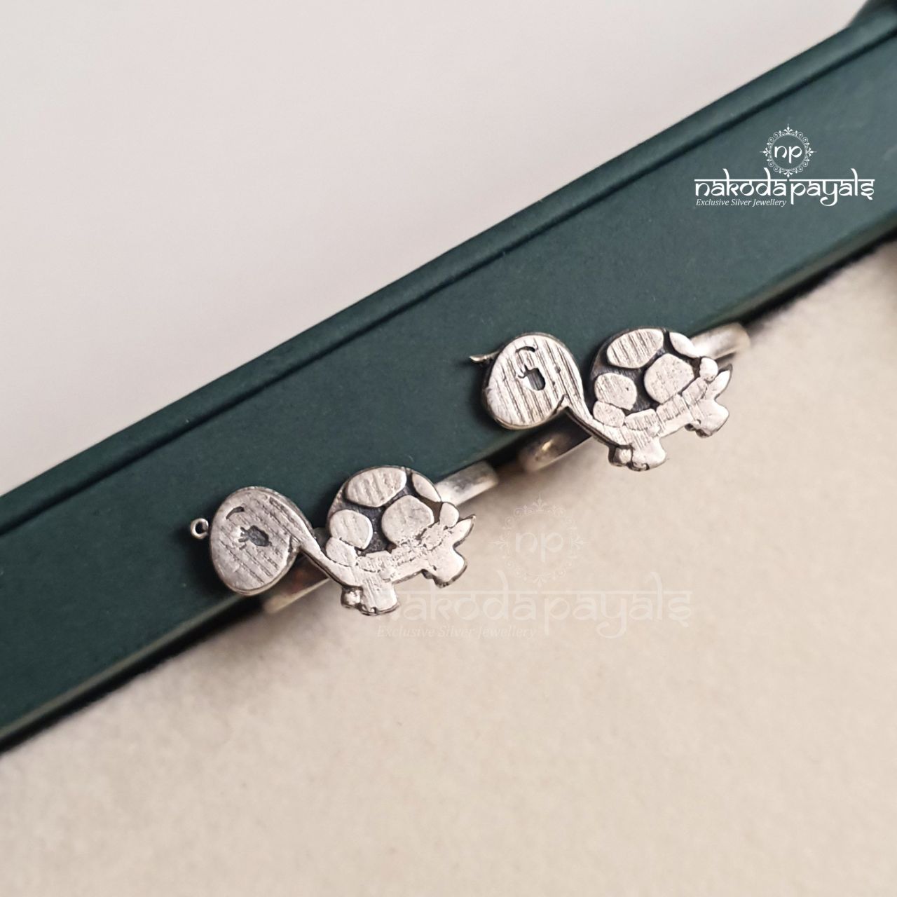 Toddling Turtle Toerings