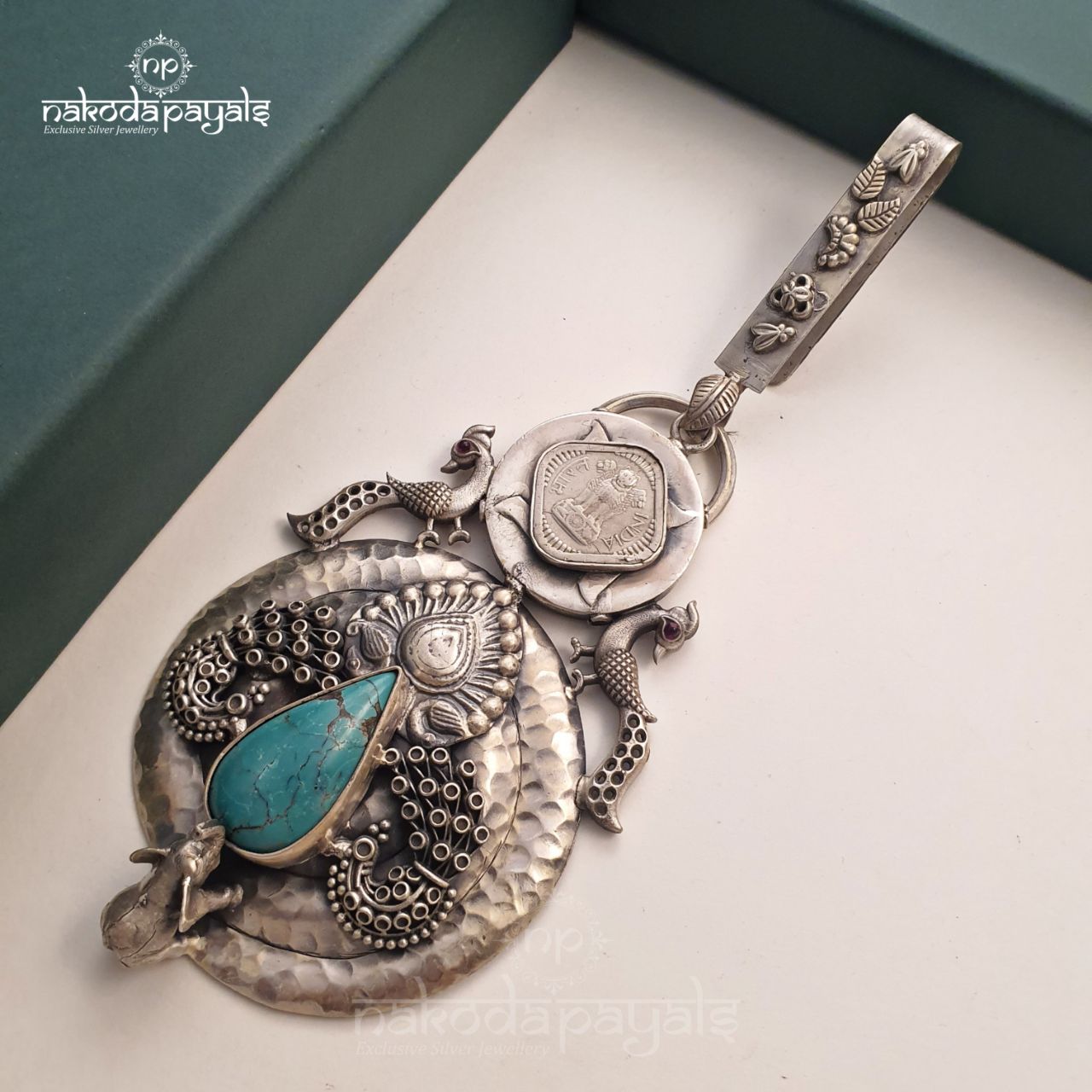 Turquoise Peacock Chabichalla