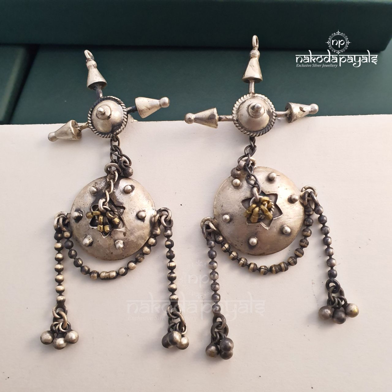 Shield Starry Oxidised Chandbali