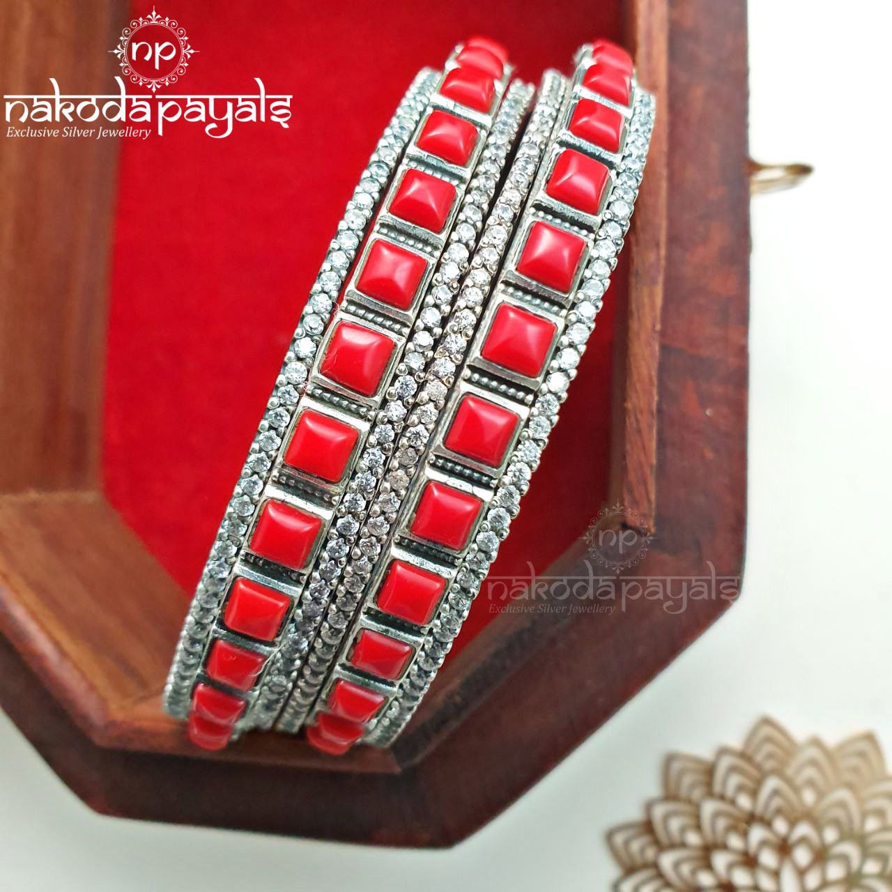 Cubical Coral Bangle Set