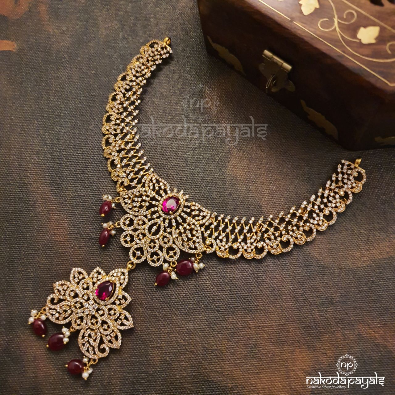 Captivating CZ Neckpiece (Gn2847)