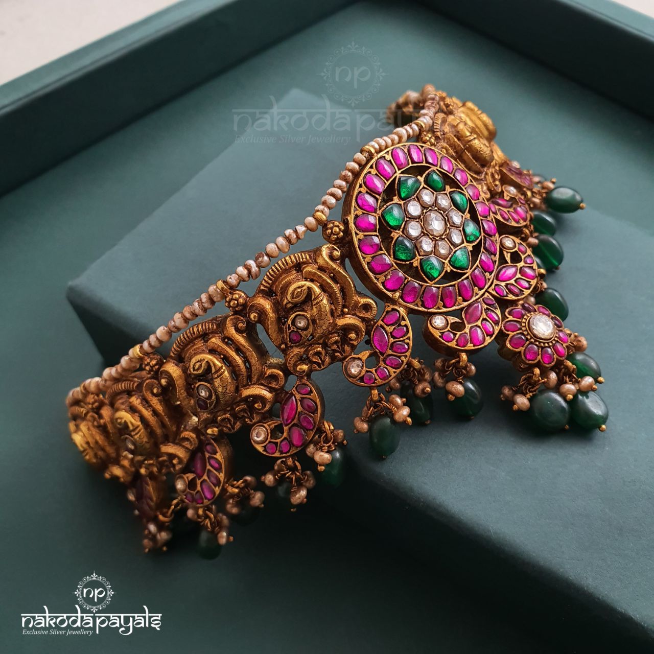 Monumental Kundan Hasli (Gn2978)