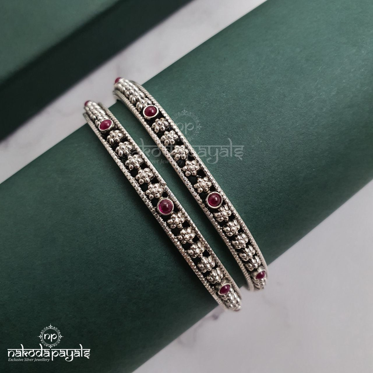 Red Flowers Bangle Pair(K2952)
