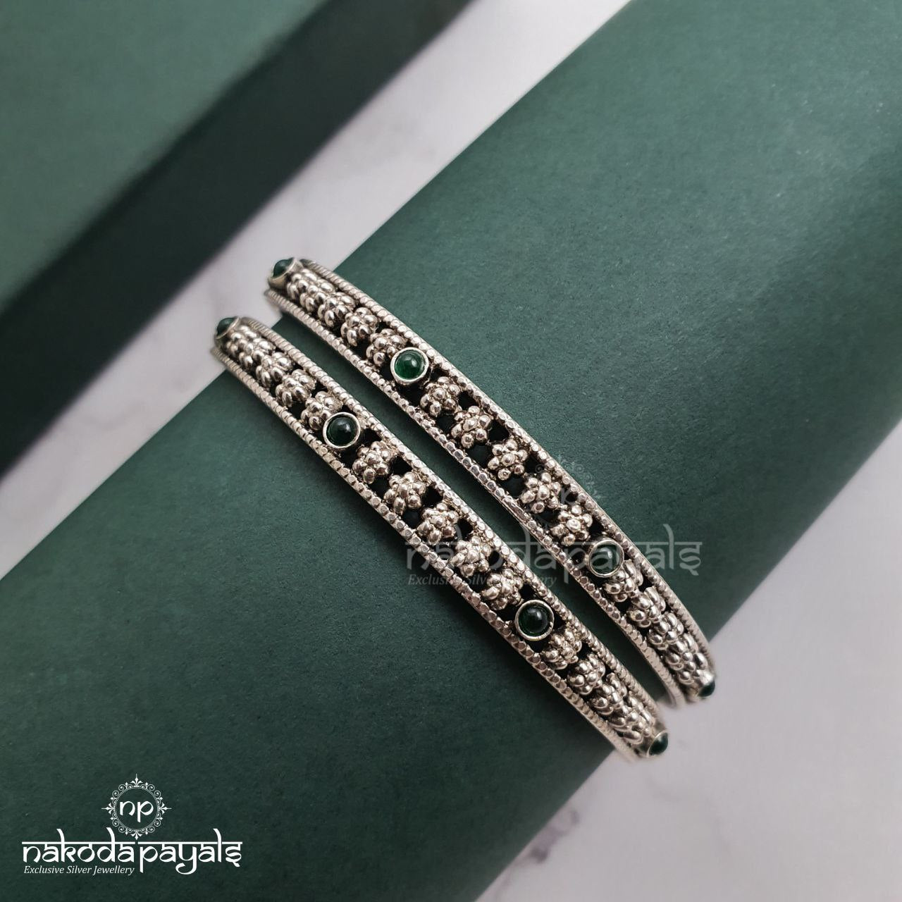 Green Flowers Bangle Pair