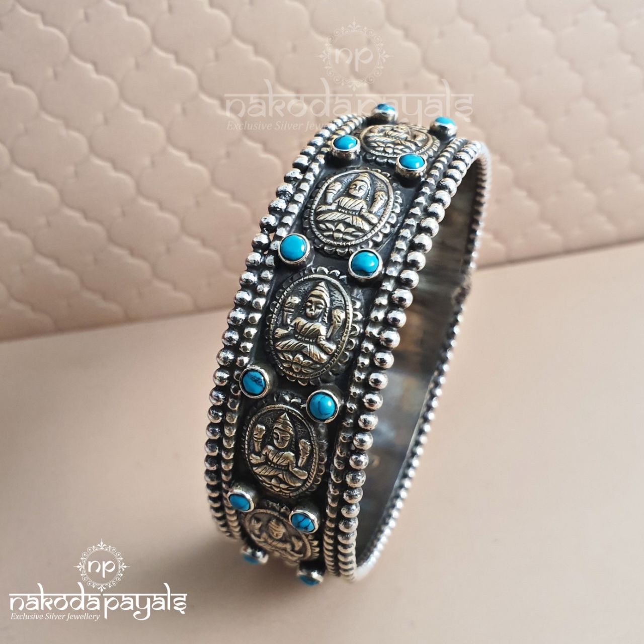 Pretty Lakshmi Bangle (Single)