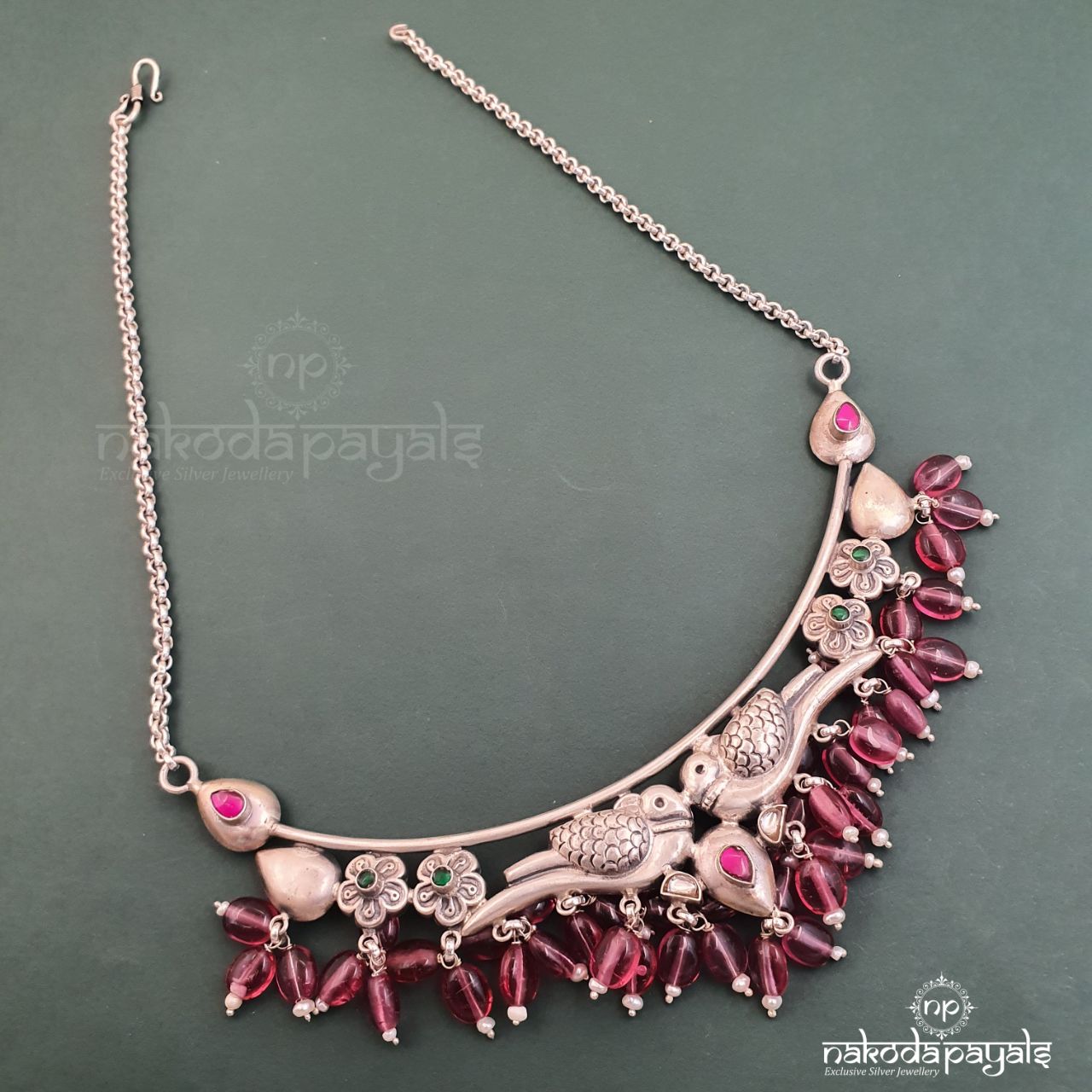 Poseur Peacock Pink Beads Neckpiece