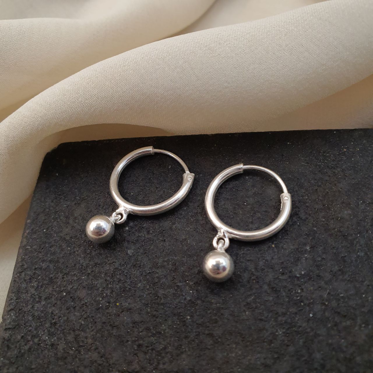 Cutesy Ball Drop Bali