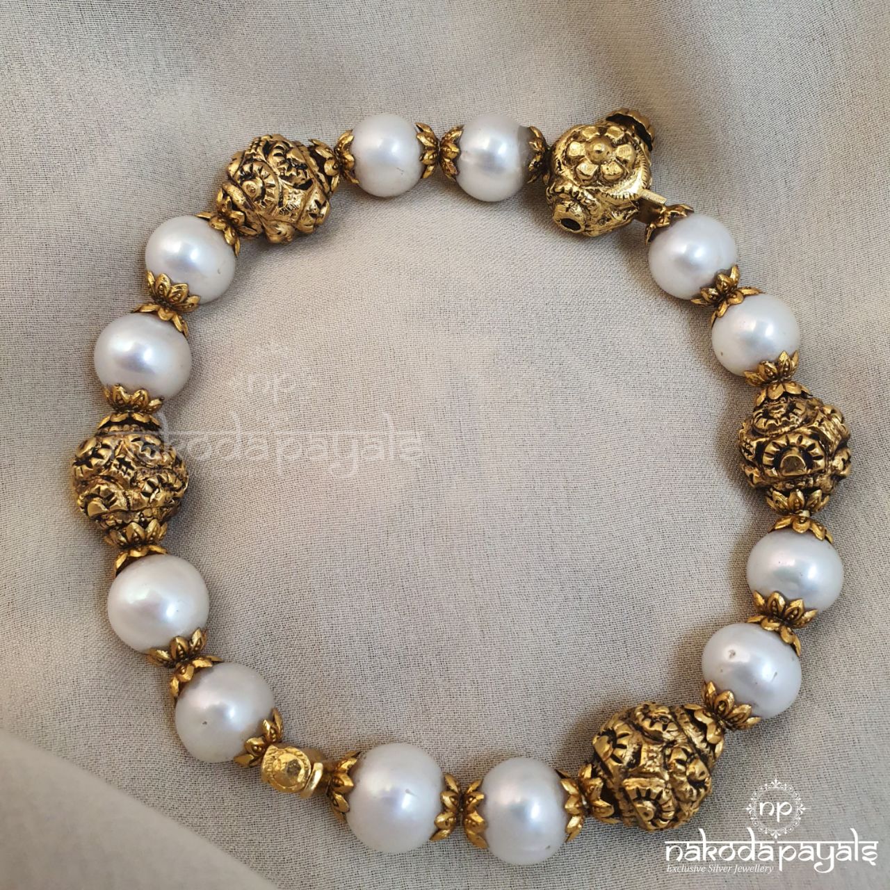 Pearl Screw Kada Single