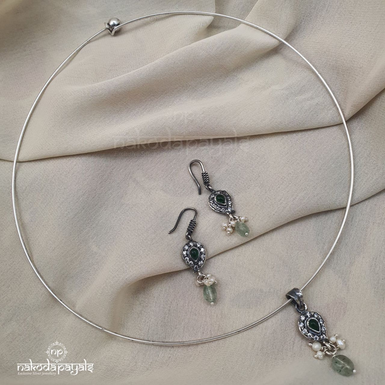 Mango Hasli With Earrings