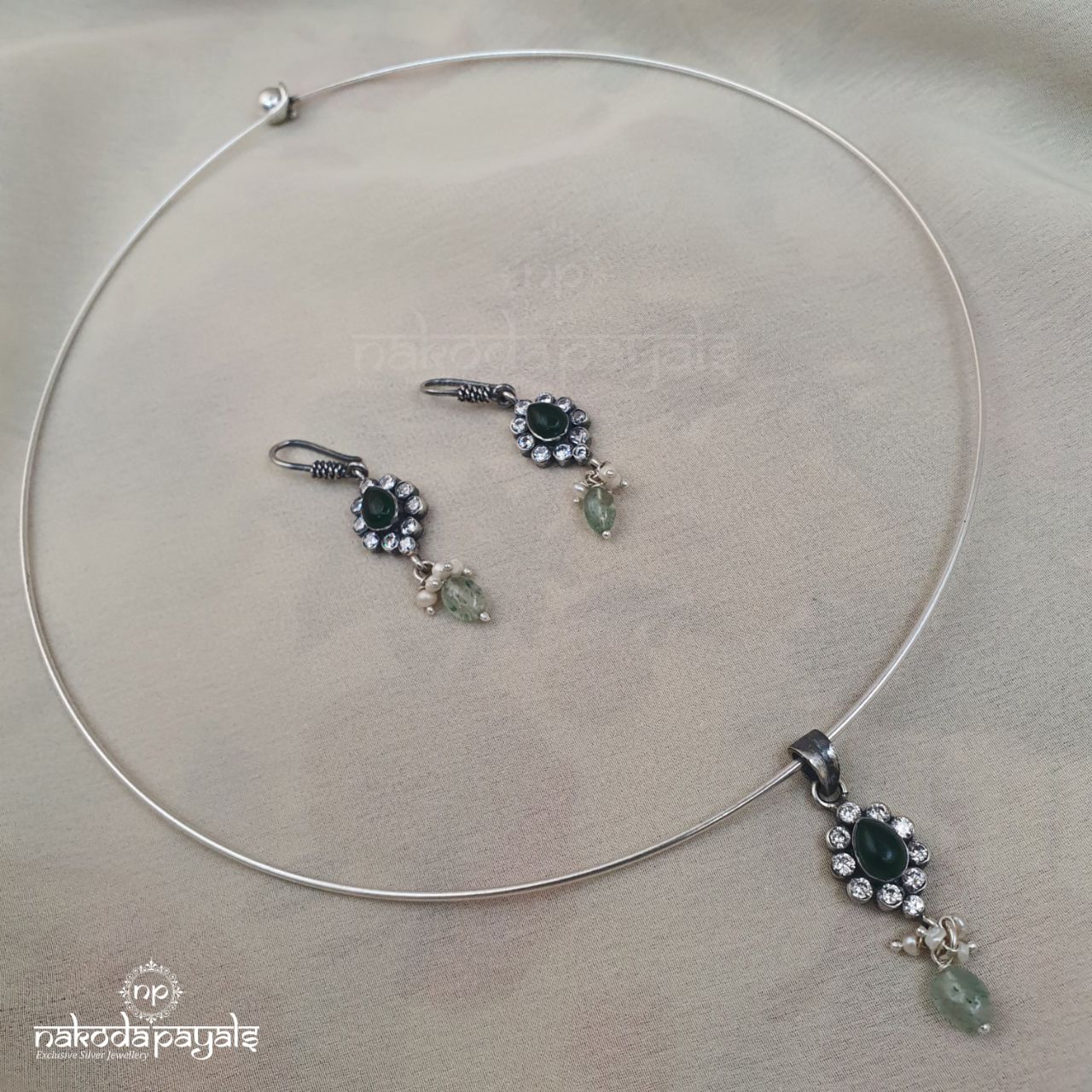 Green Drop Hasli With Earrings