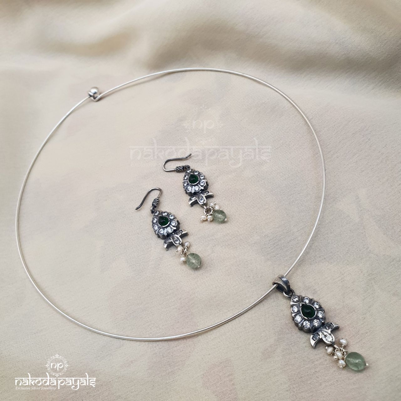 Green Drop Hasli With Earrings