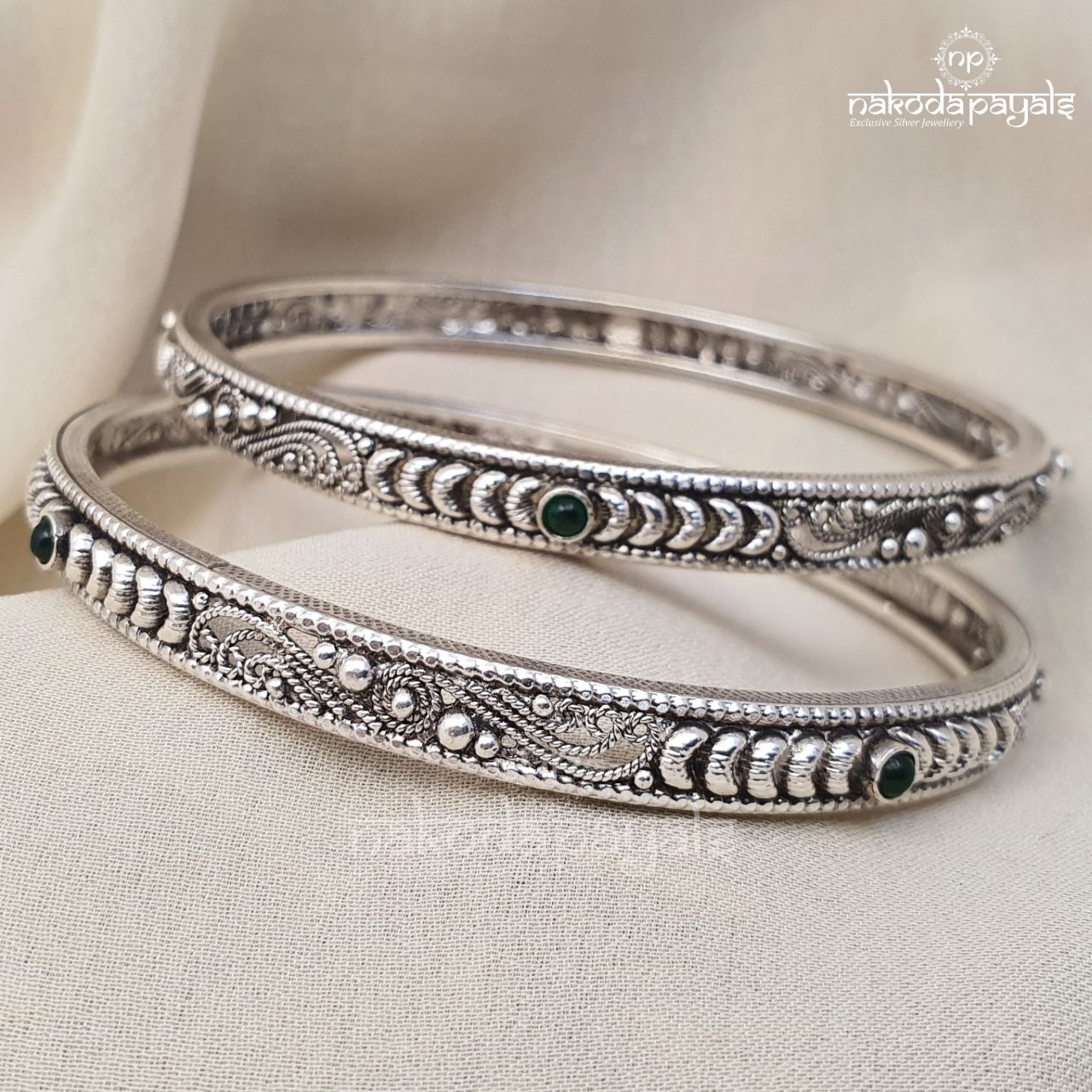 Carved Green Bangle Pair (K3356)