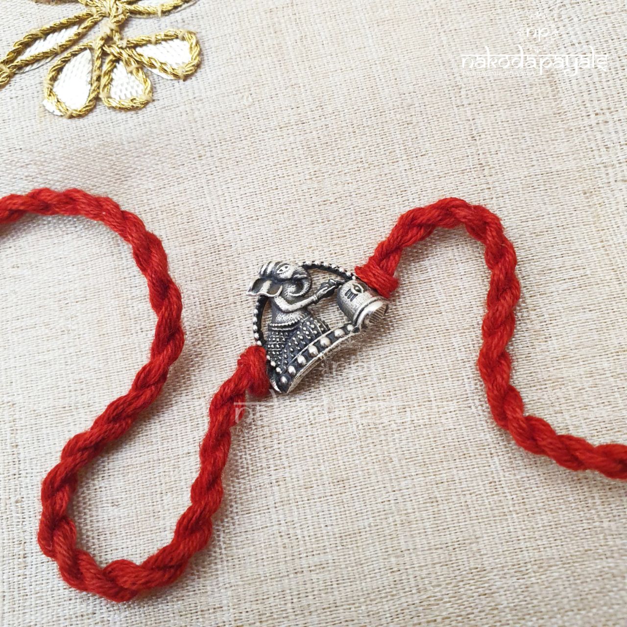 Ganesha Rakhi (R5520)