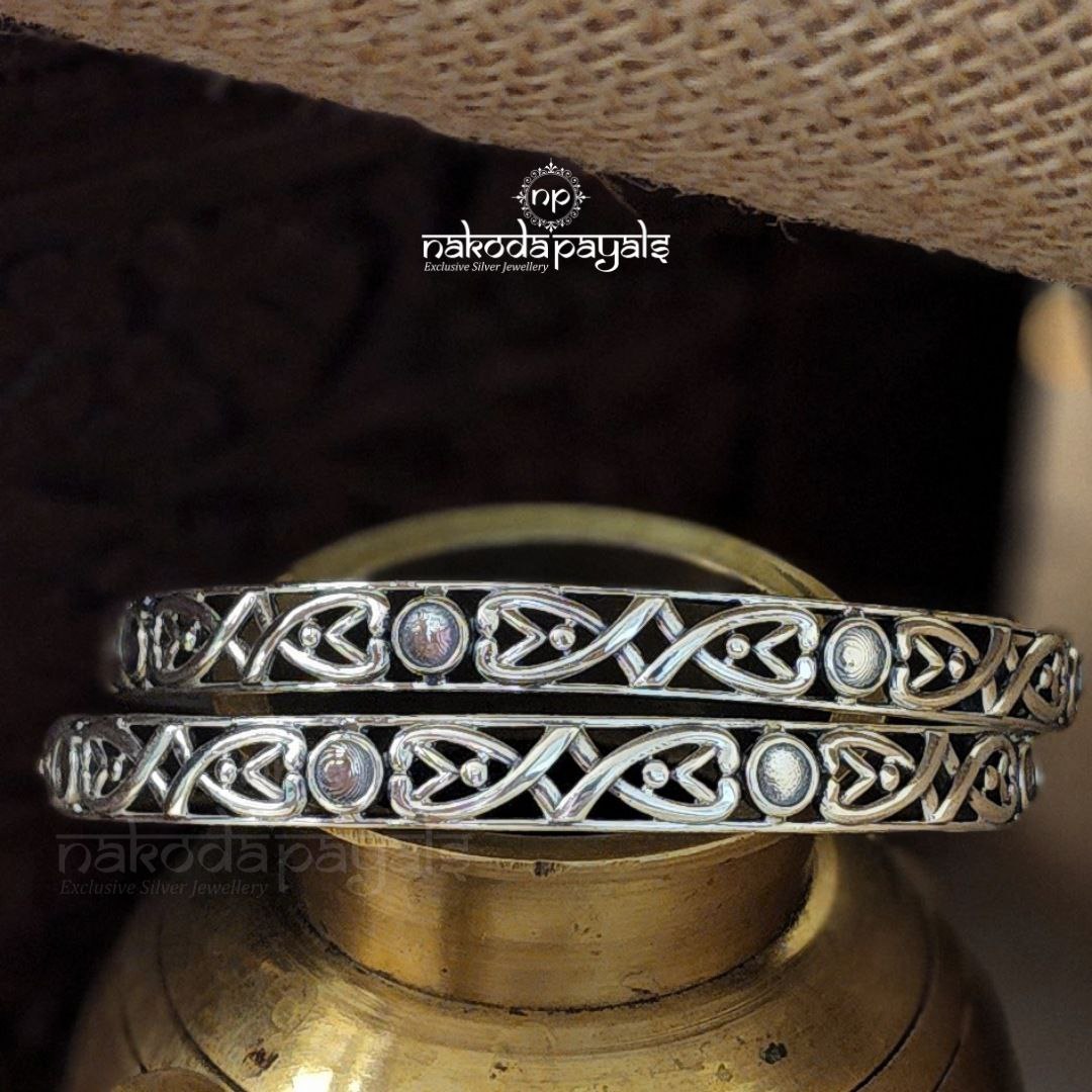 Carved Bangle Pair (K3588)