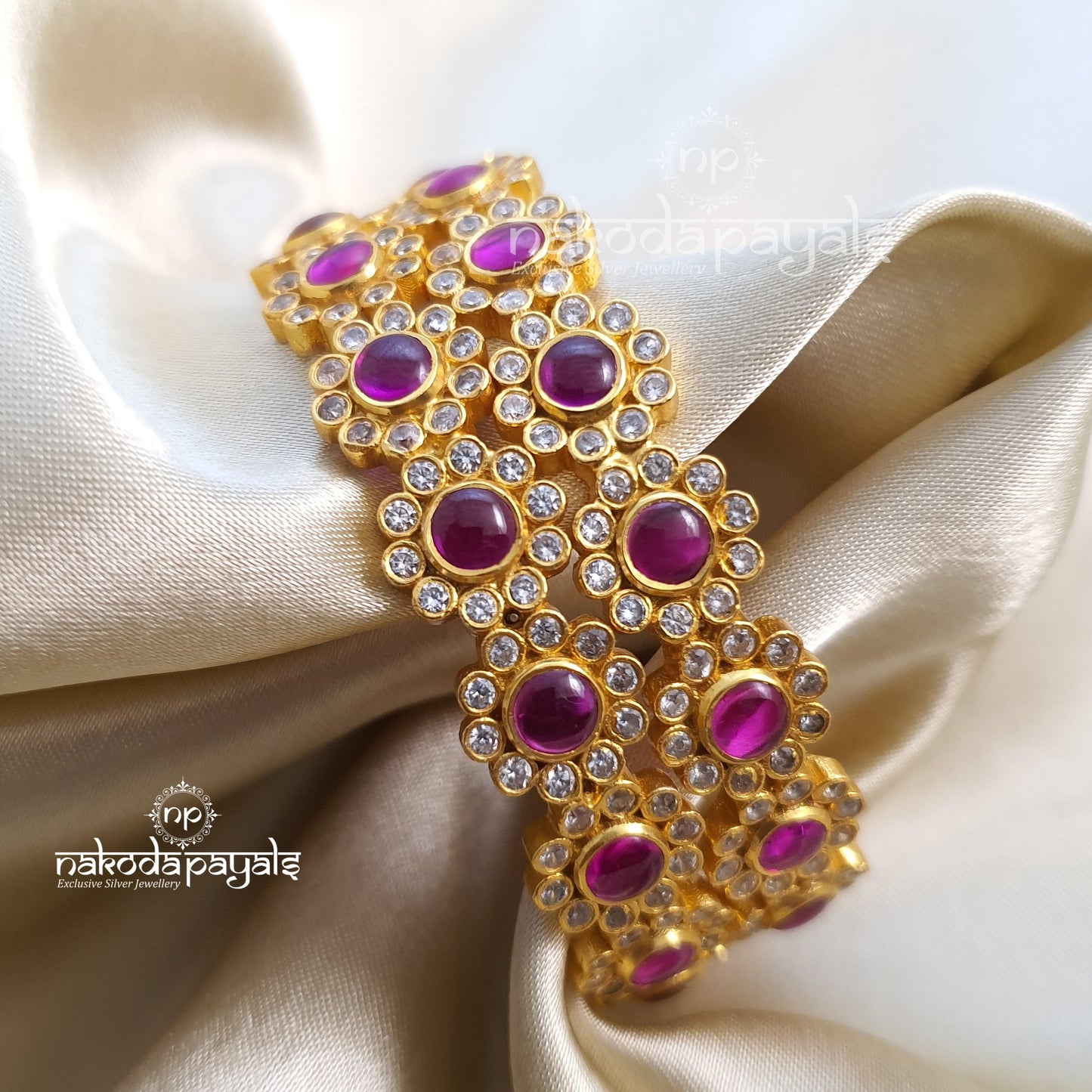 Cz Kemp Bangle ( Gk1996-97)