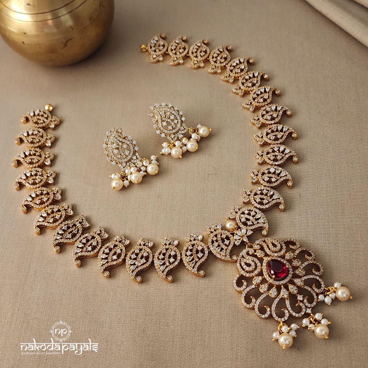 Mango Neckpiece With Earrings (GN5676)