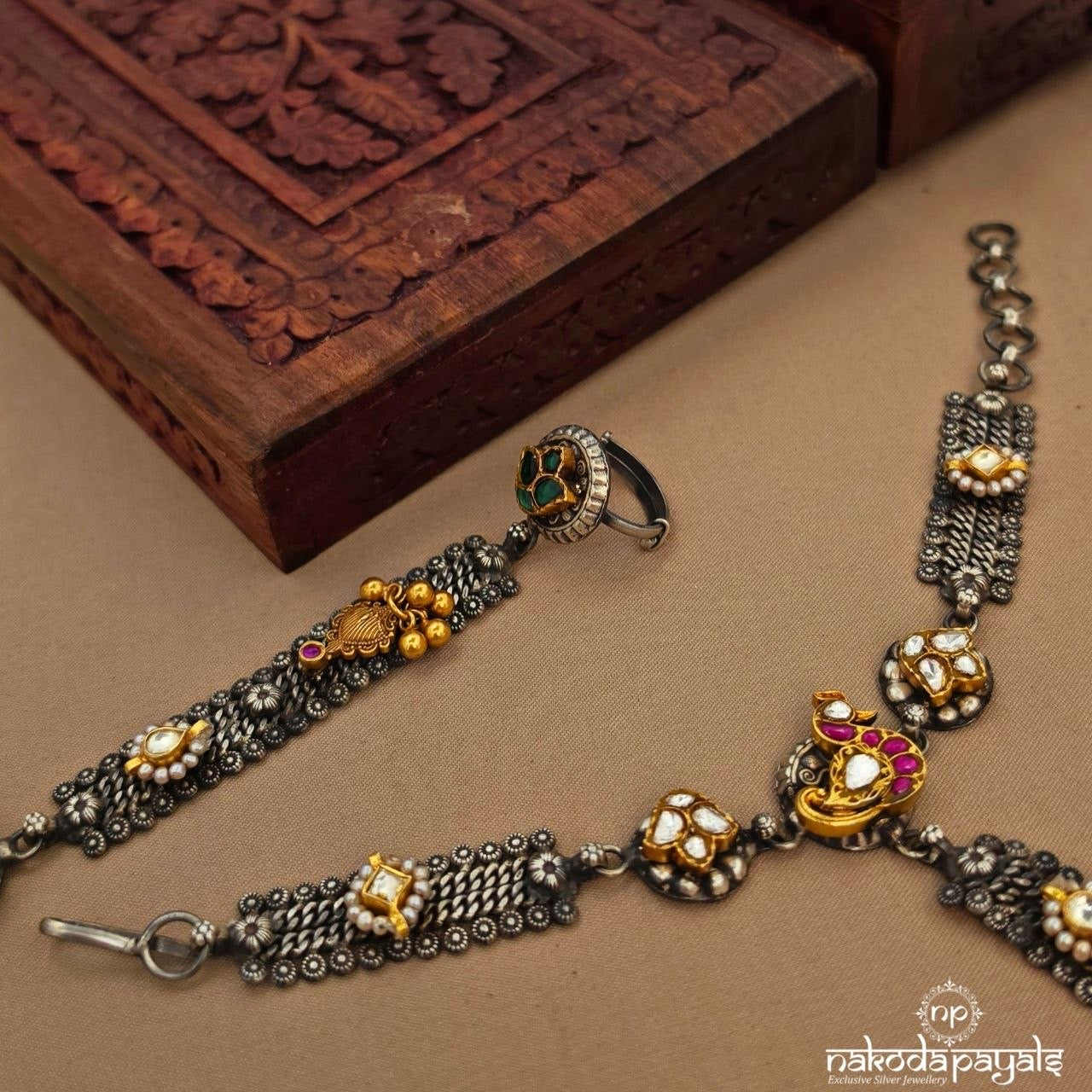 Pink Birdie Kundan Hath Phool (Esa223)