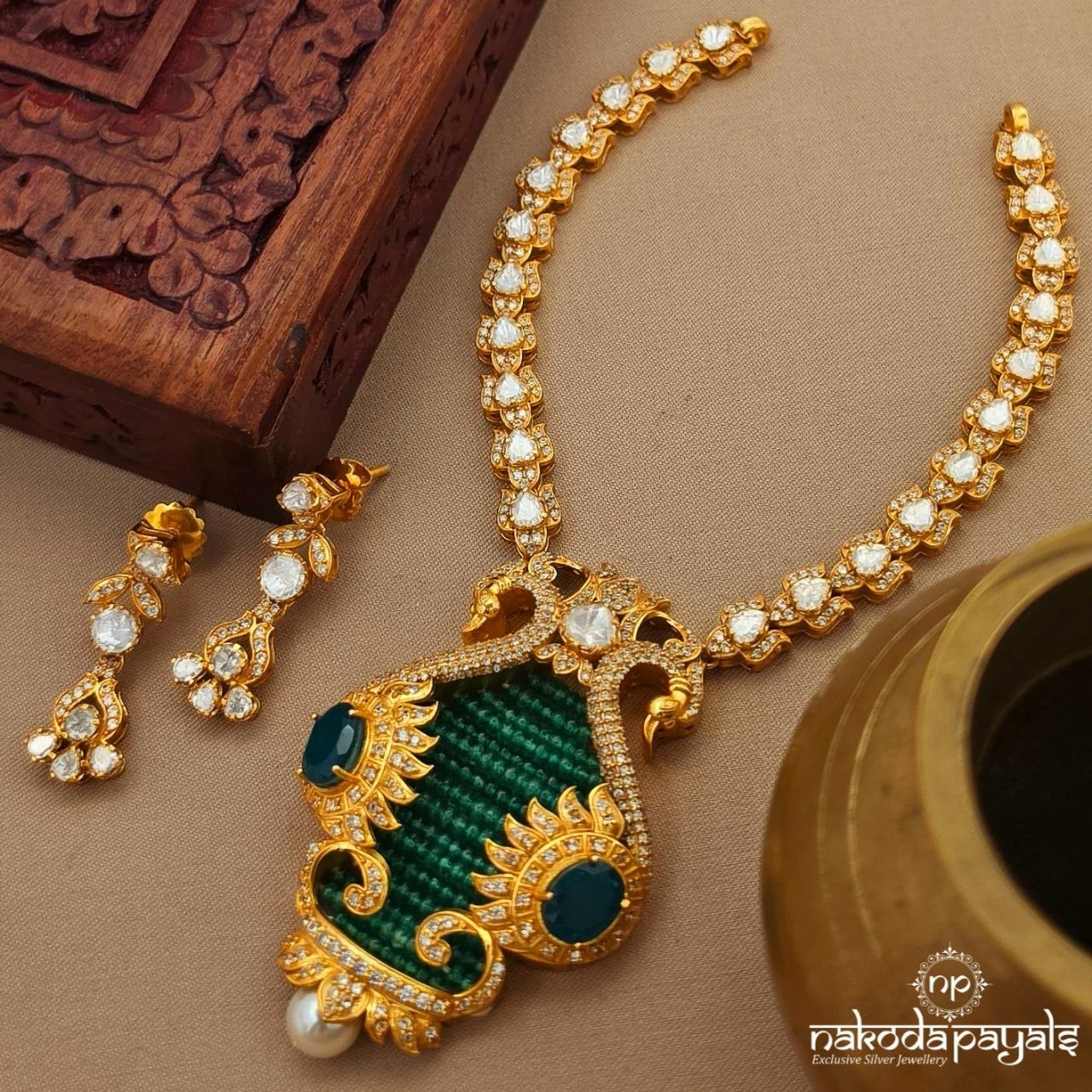 Graceful Twin Peacock Moissanite Neckpiece With Earrings (Gn10423)