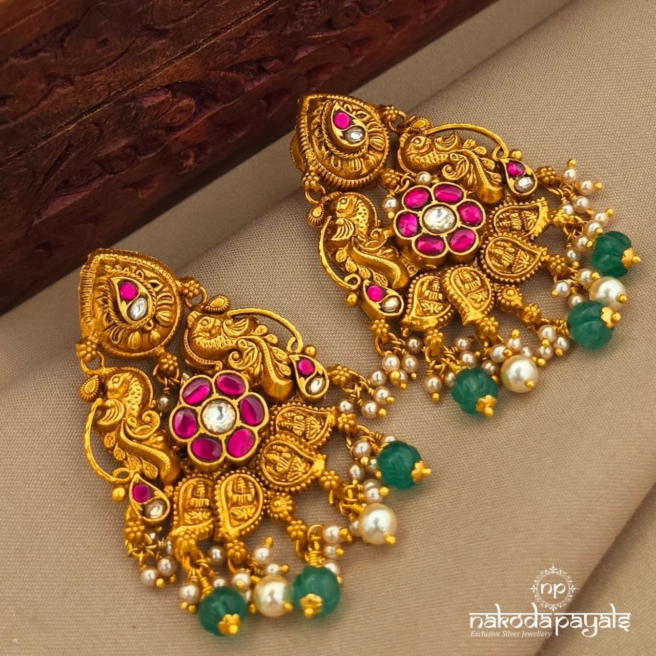 Floral Kundan Pearl Drop Earrings (Ge11247)