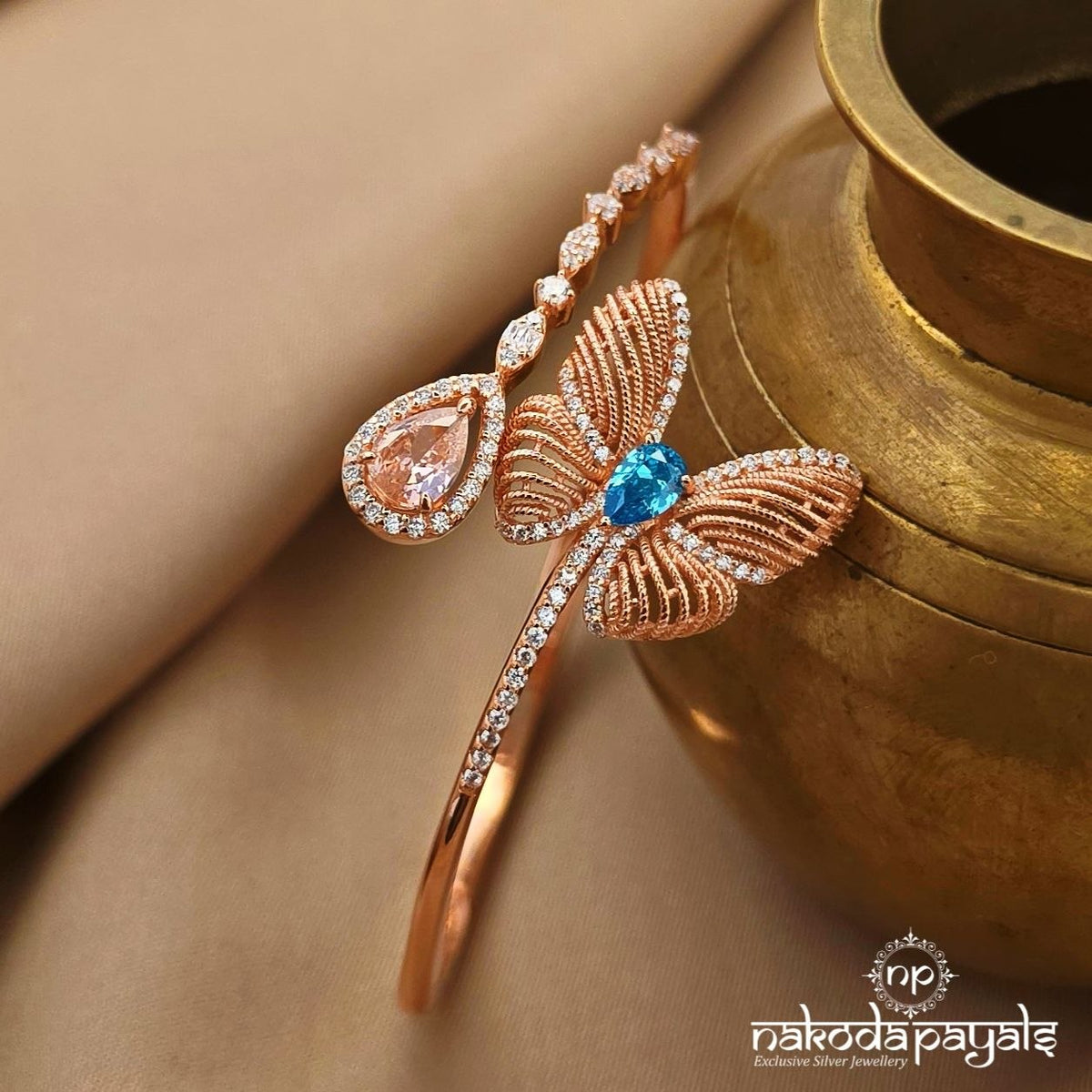 Blue Dot Butterfly Adjustable links (St4219)