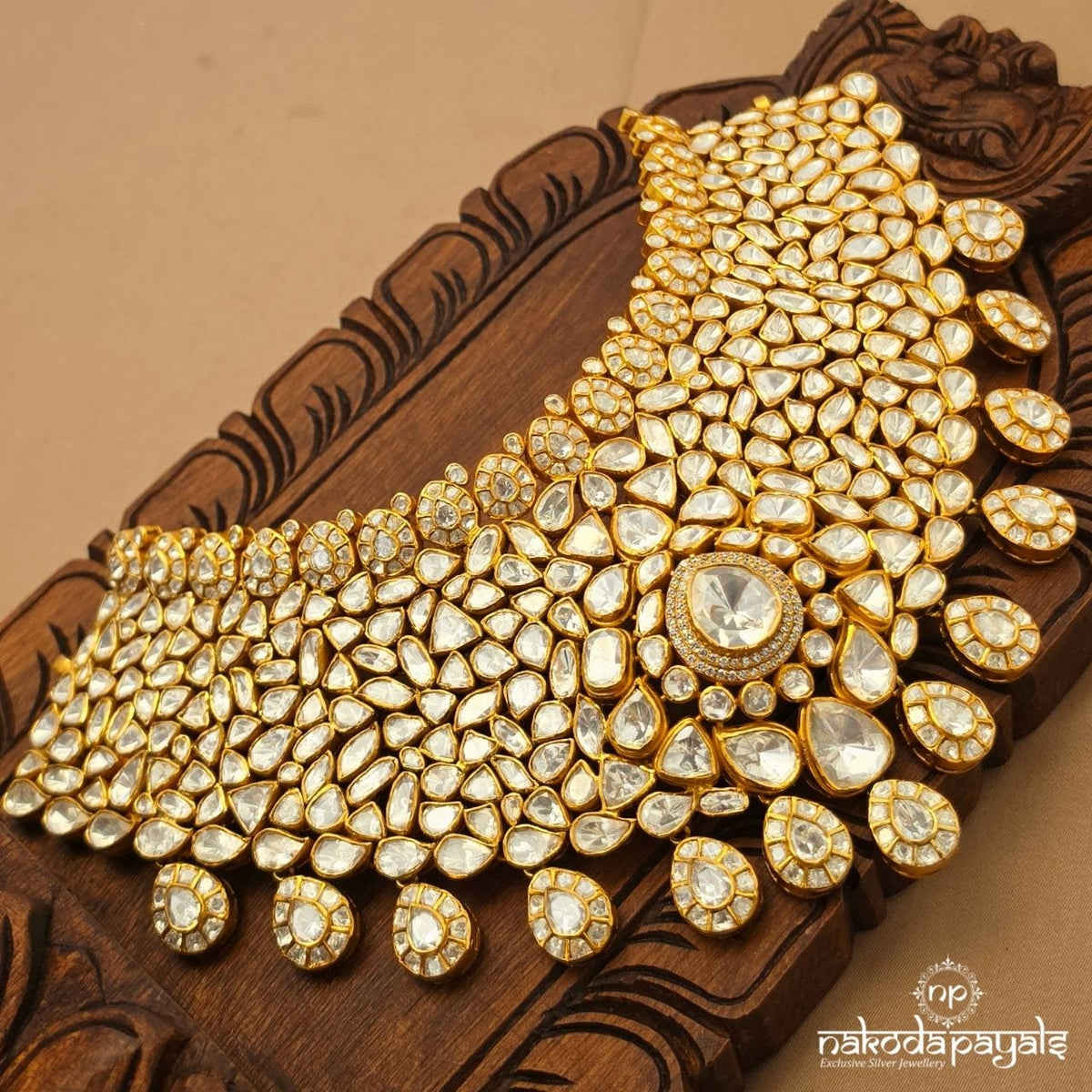 Heritage Bridal Polki Neckpiece With Maang Tika and Earrings (Gn11113)
