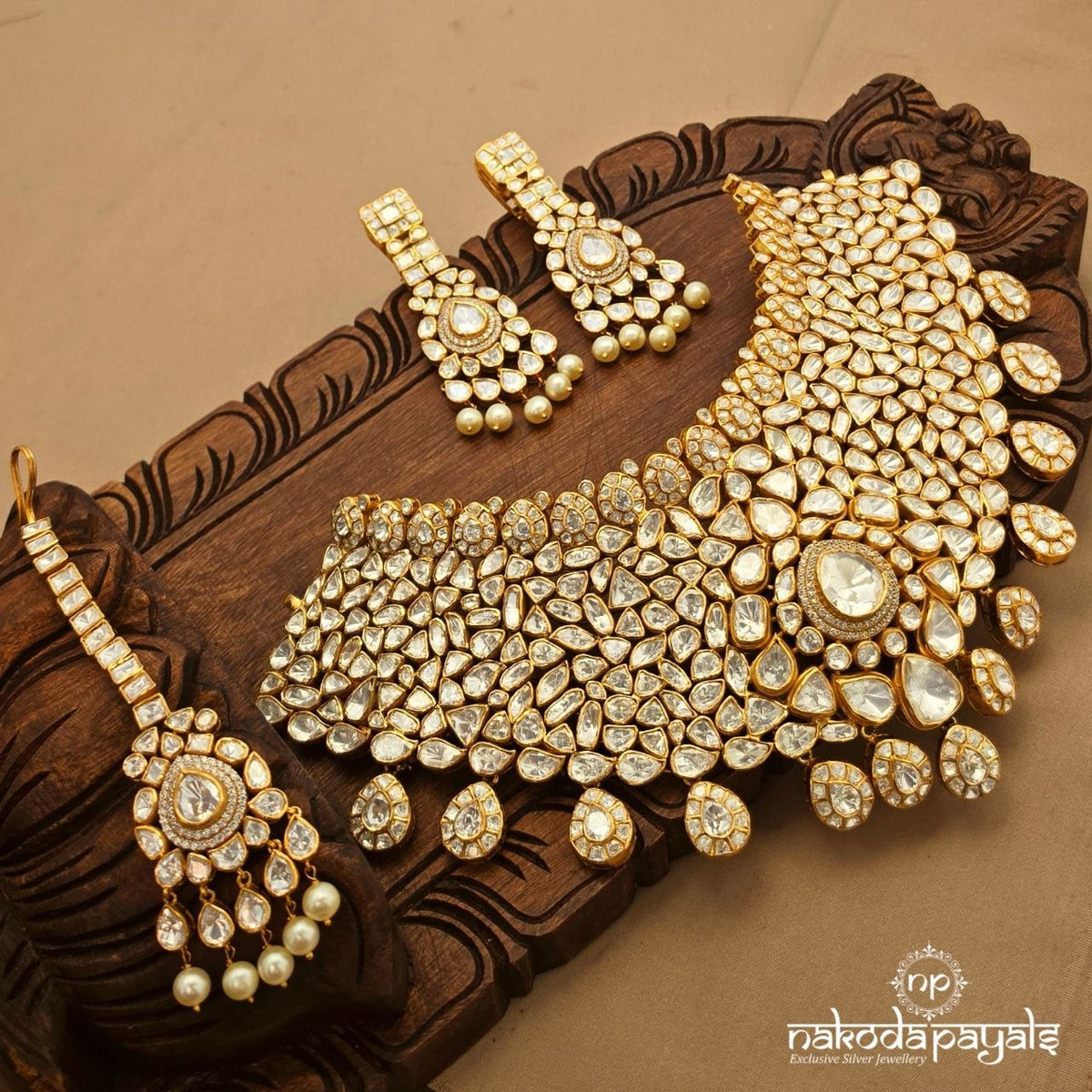 Heritage Bridal Polki Neckpiece With Maang Tika and Earrings (Gn11113)