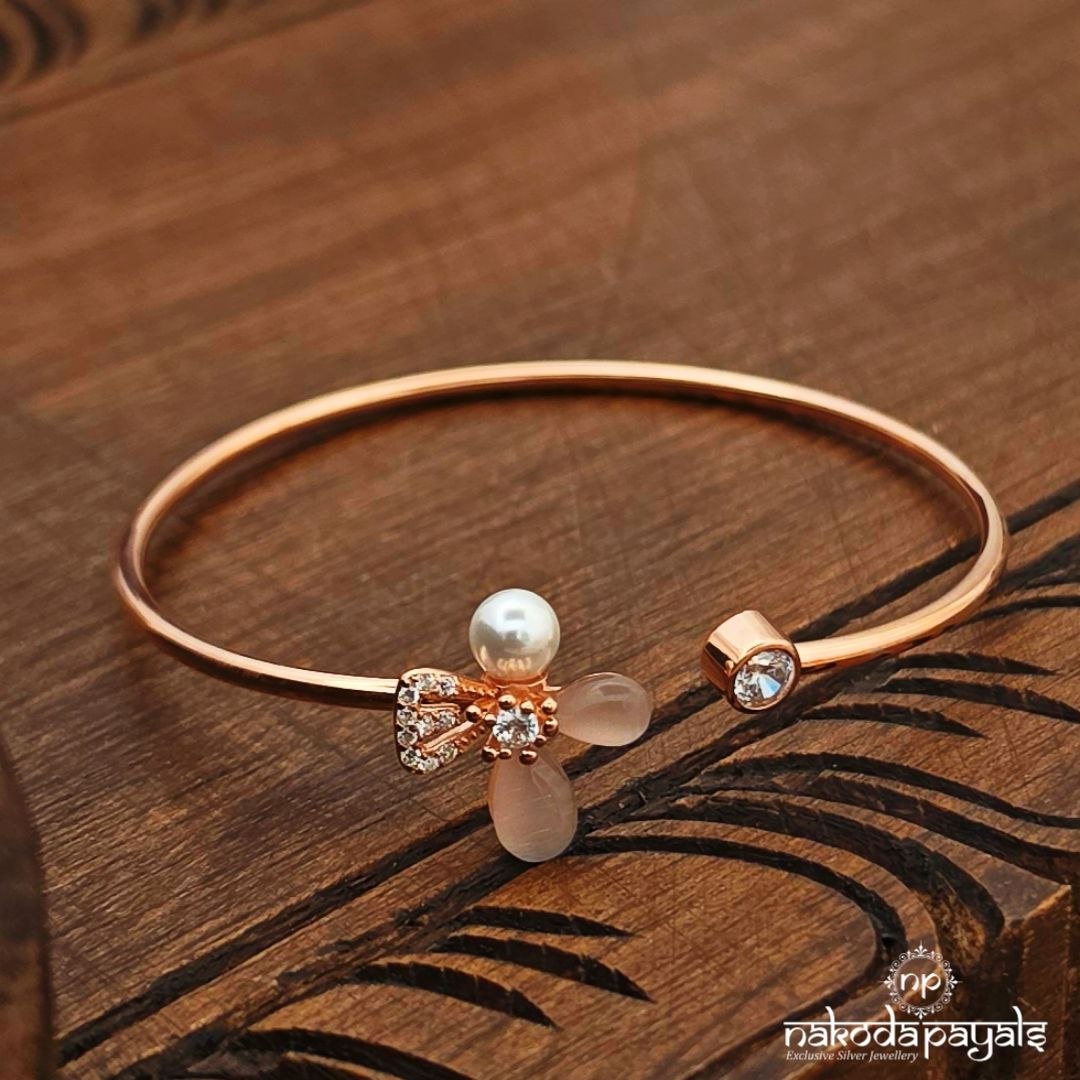 MOP Pearl Adjustable Kada (St4208)