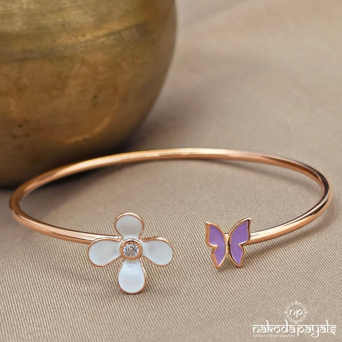 White Floral Butterfly  Adjustable Kada (St4209)
