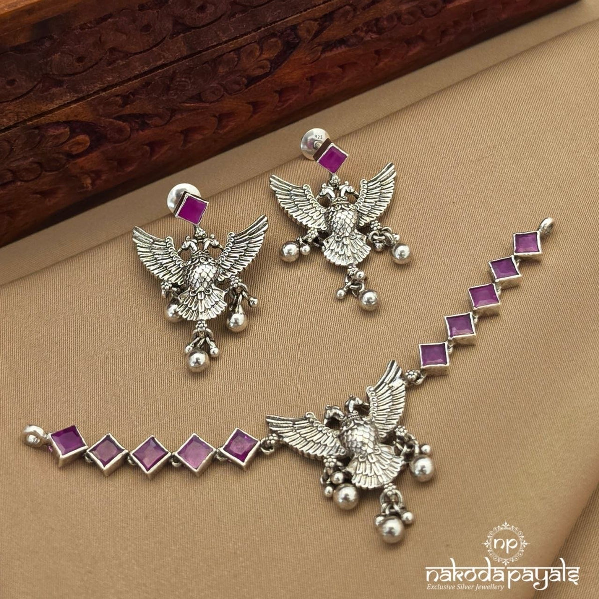 Pink Gandaberunda Choker With Earrings (N12166)