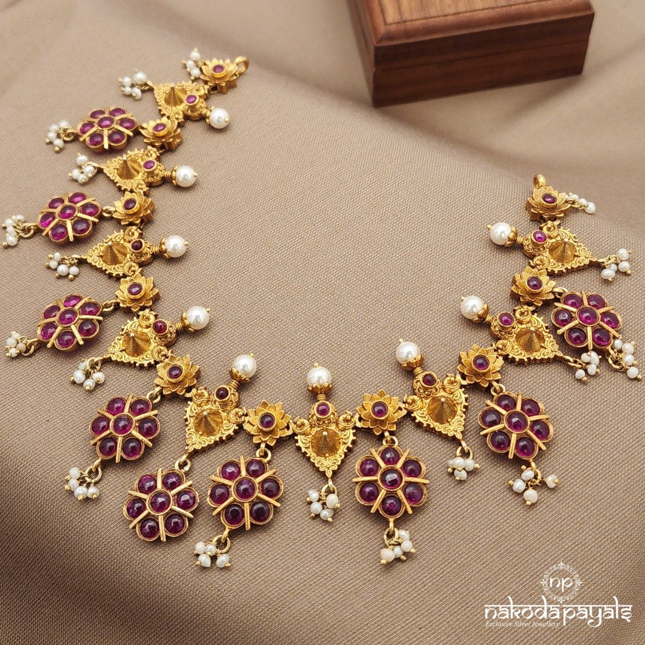 Pretty Gulaab Pearl Neckpiece (Gn9232)