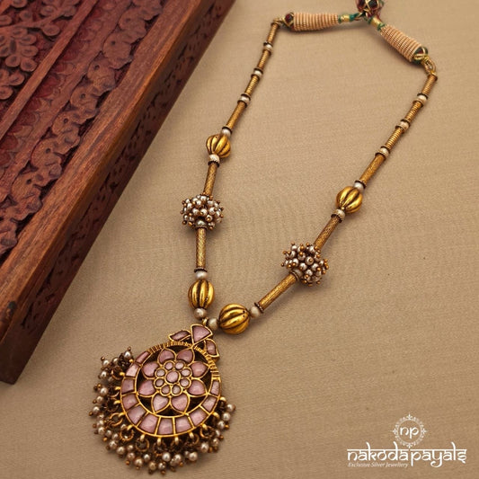 Blush Half Moon Neckpiece (Gn10322)