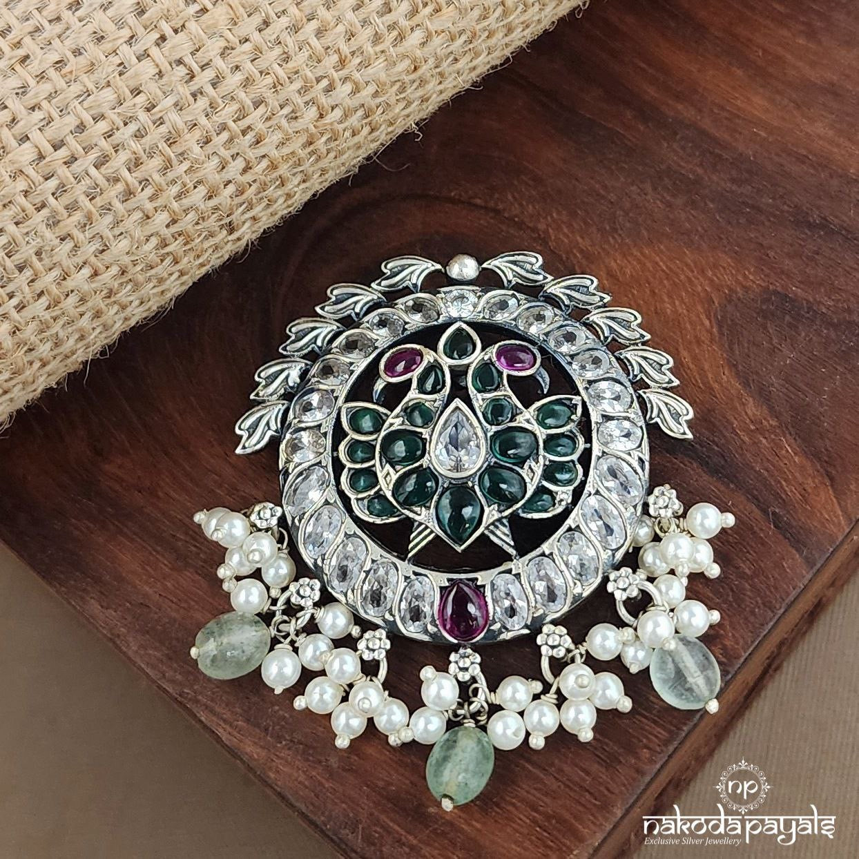 Leafy Green Drops Pendant (P2544)