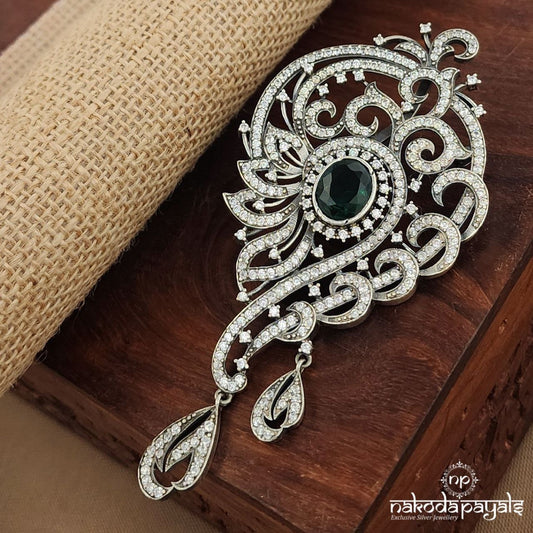 Alluring Green Leaf Drops Pendant (P2523)