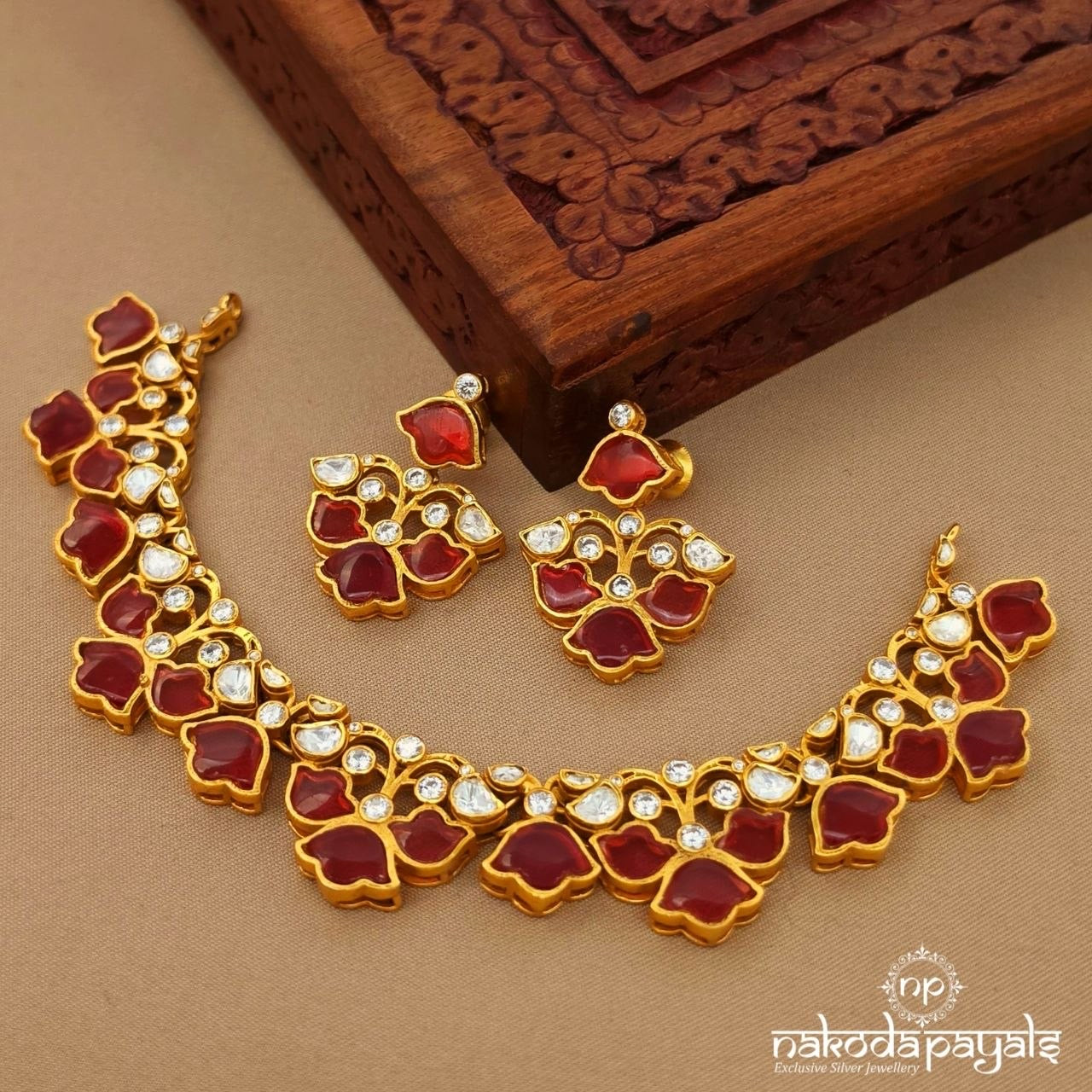 Elegant Ruby Neckpiece With Earrings (Gn10792)