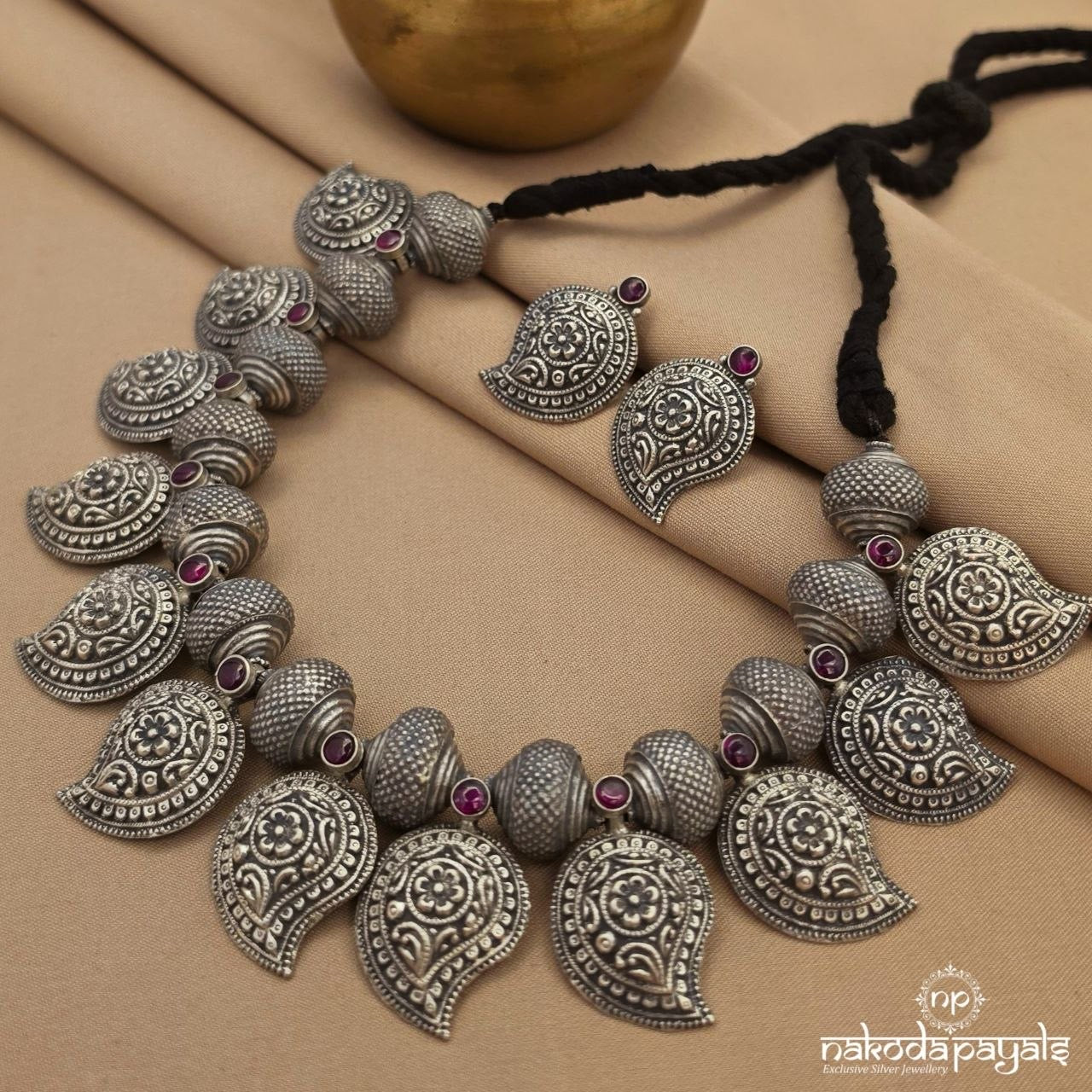 Mango Ball Neckpiece With Earrings (N11895)