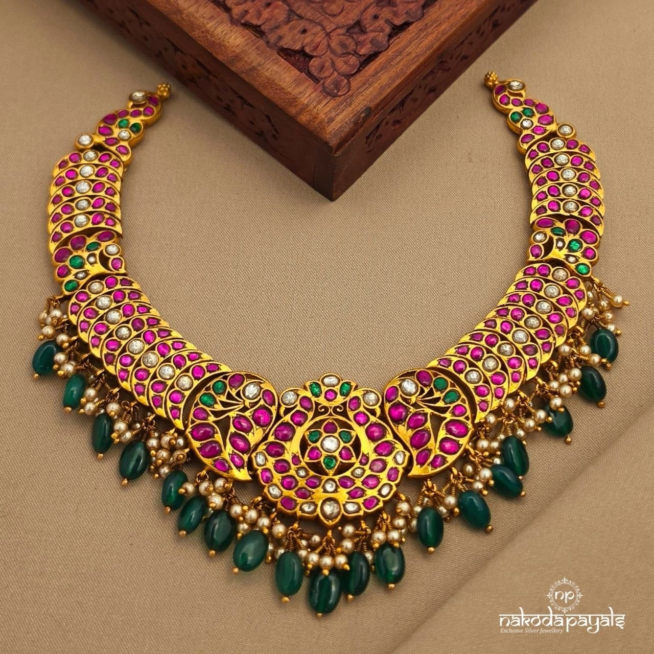 Gracious Green Drops Kundan Neckpiece (Gn10405)