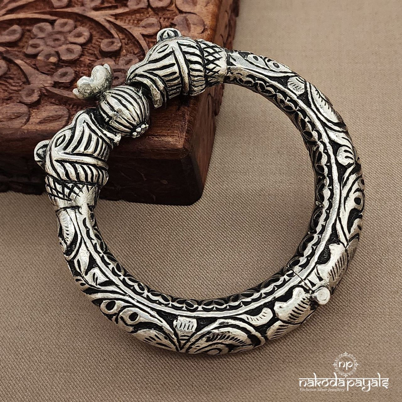 Twin Lion Chitai Kada (K6007)