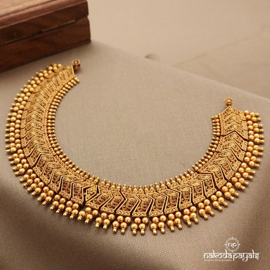 Traditional Textured Neckpiece (Gn9230)