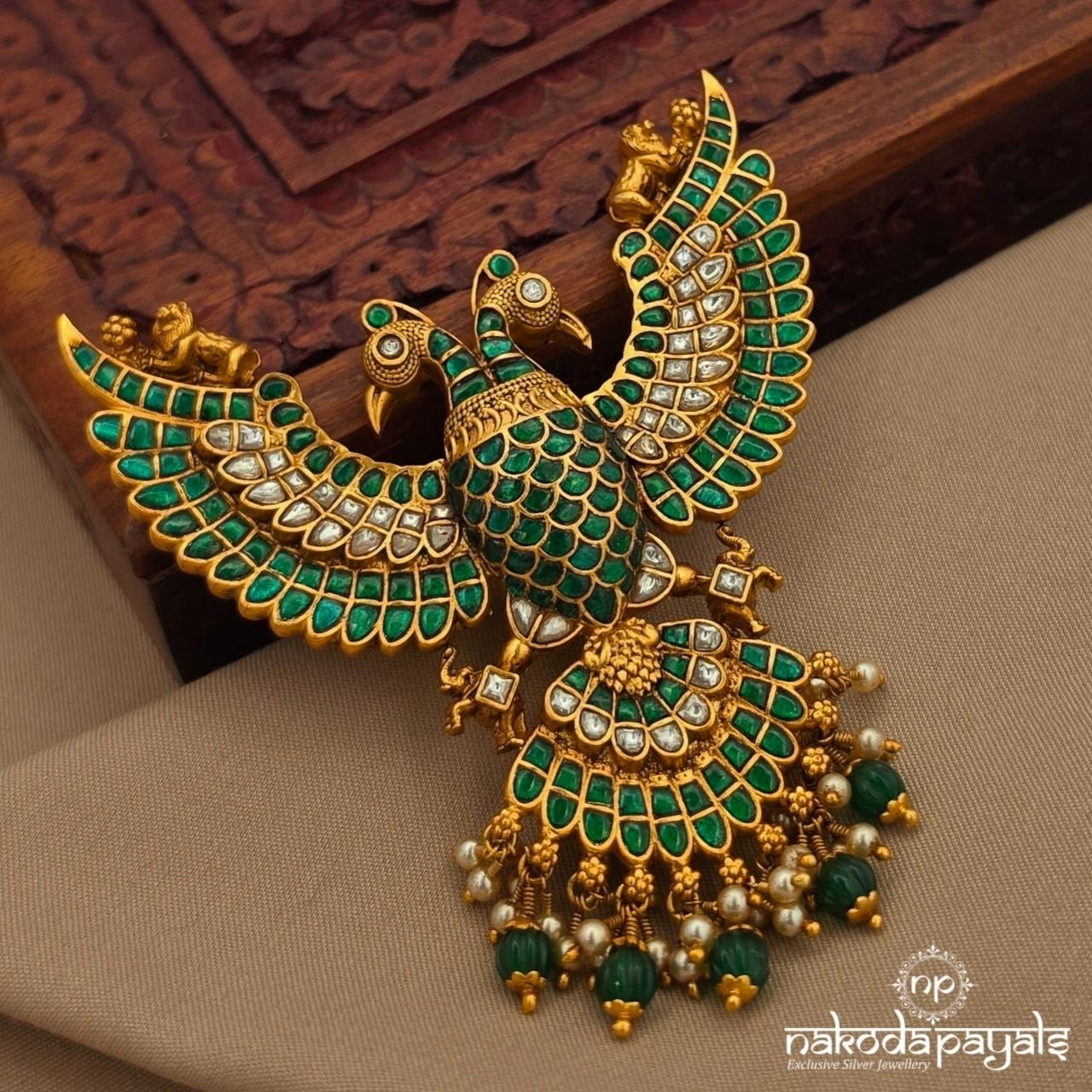 Green Gandaberunda Kundan Pendant (Gp2395)
