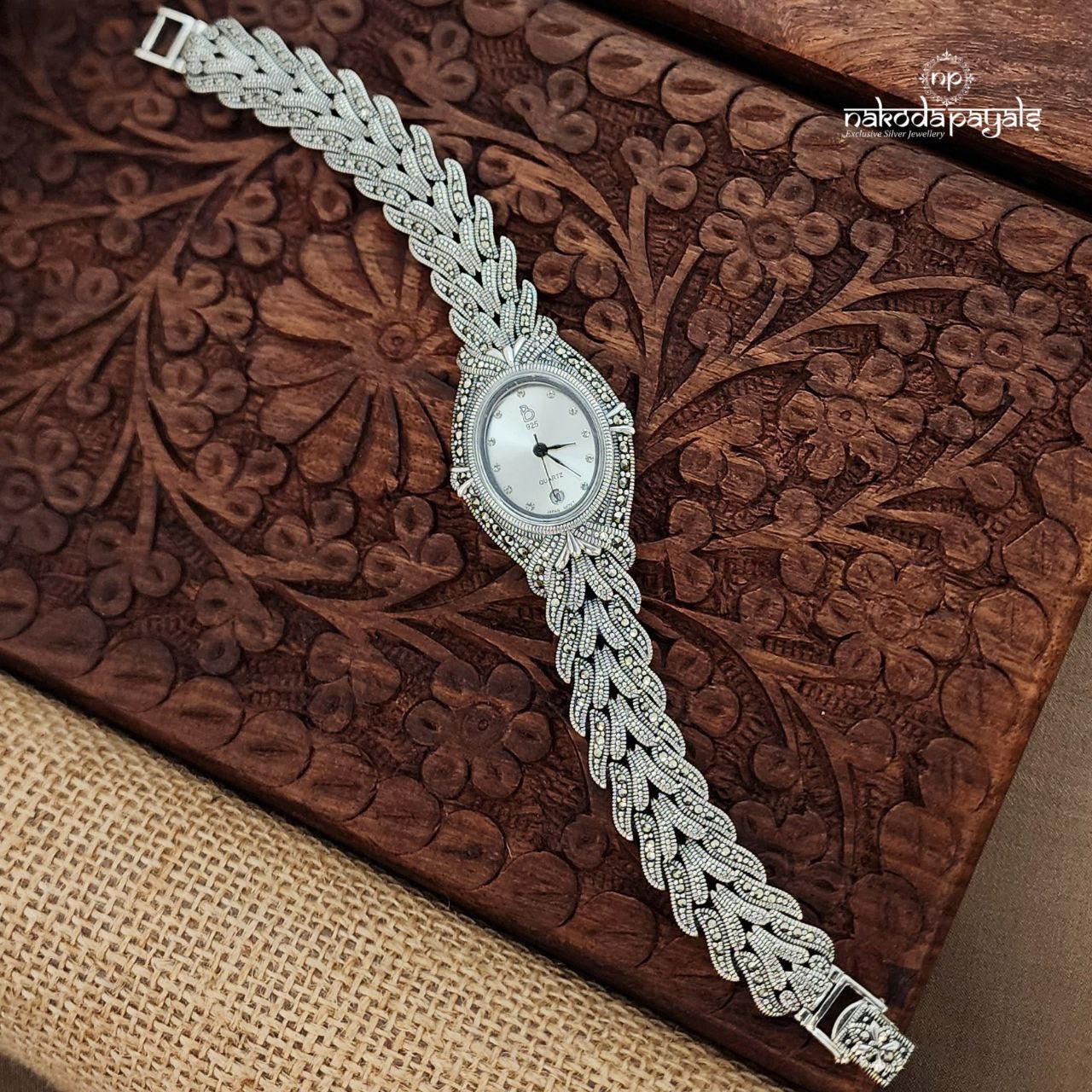 Vintage Empress Watch (W0262)