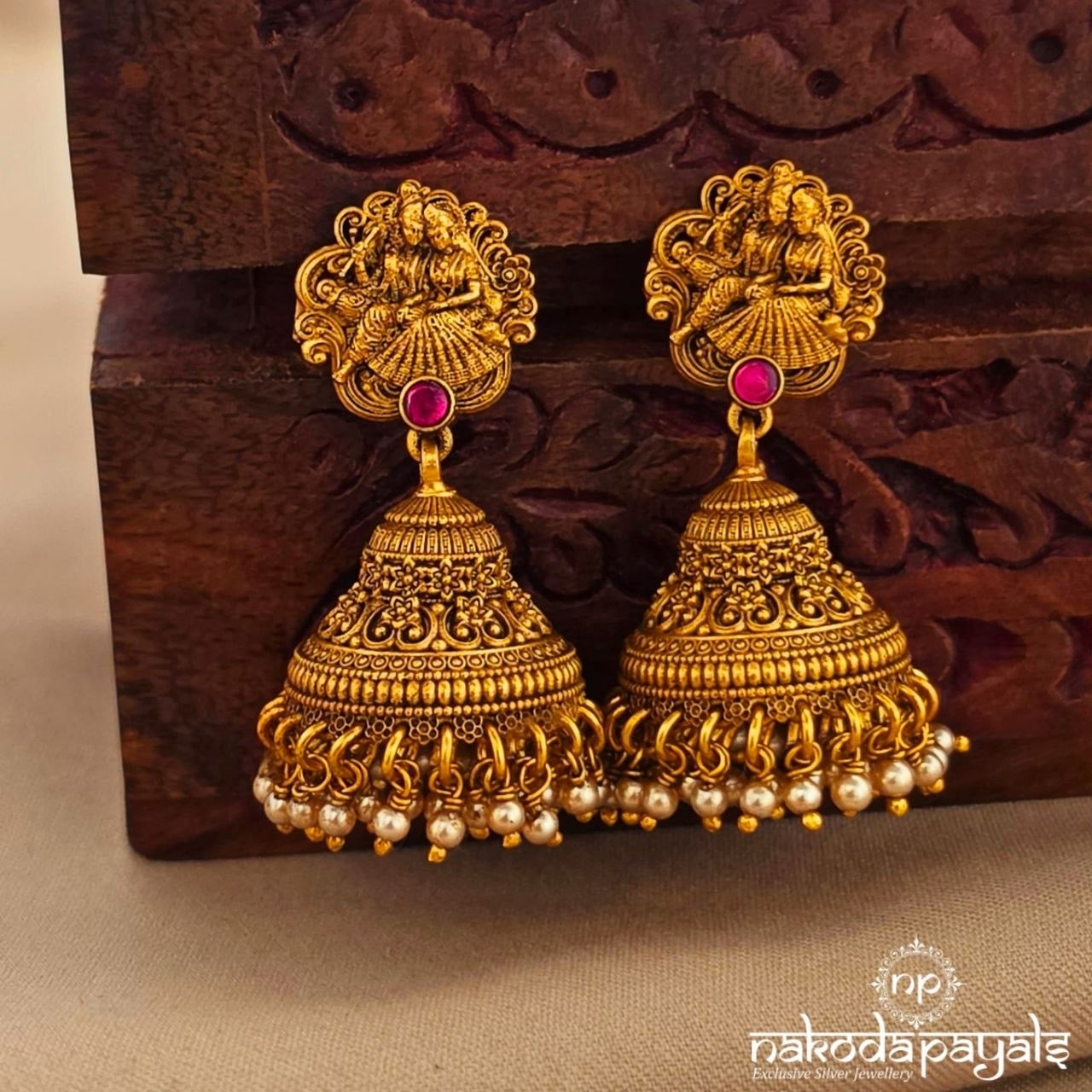 Radha Krishna Jhumka (Ge11349)