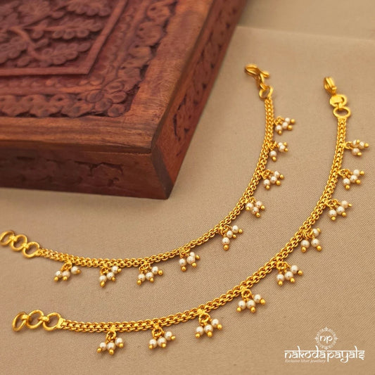 Braided Pearl Drops Maati (Gm1192)